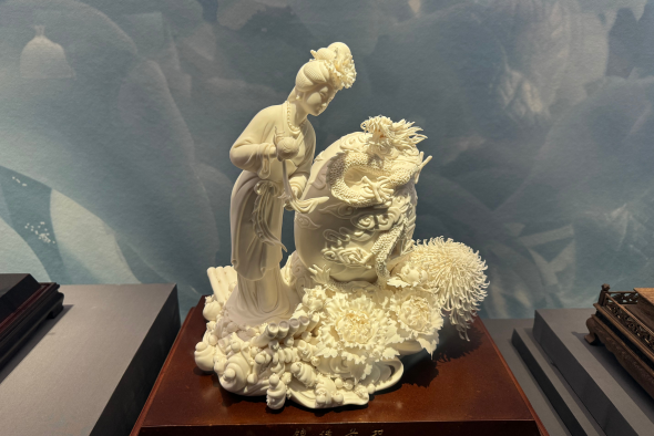 中国国家博物馆中国白-德化白瓷展- 北京智博雅光科技有限公司